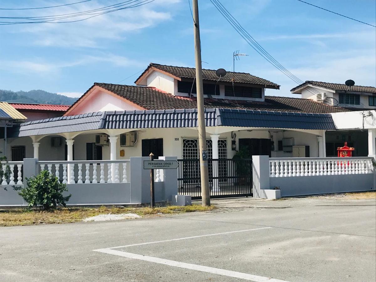 Cozy And Comfortable Homestay In Sungai Siput Bagian luar foto